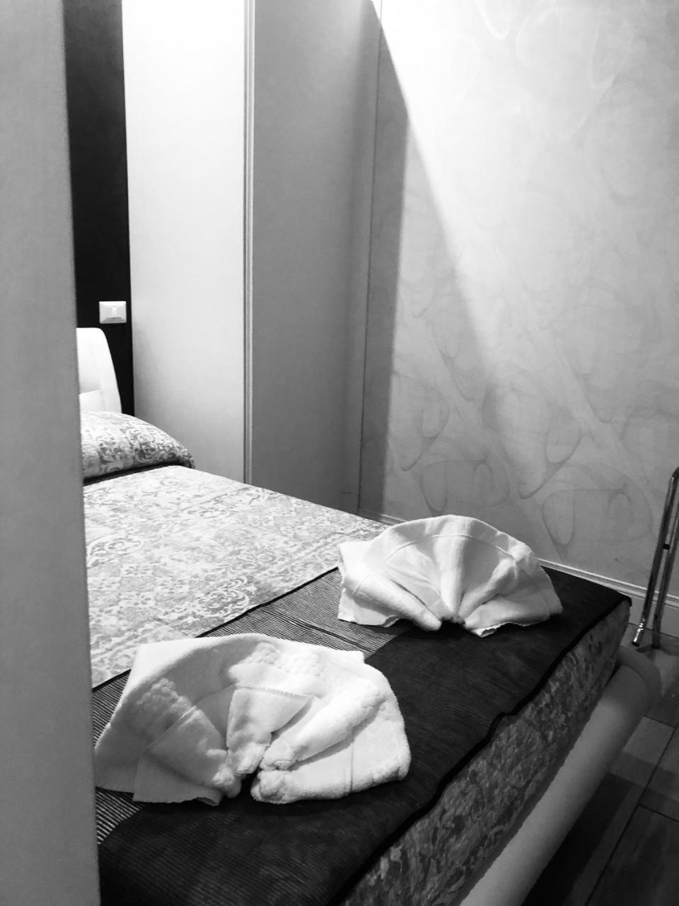 ローマ Domus Tacito Luxury Bed & Breakfast エクステリア 写真